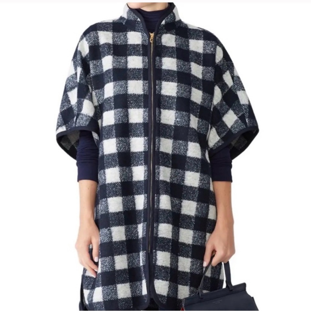 Draper James Navy Buffalo Check Cape Coat Plaid Shawl Drape Posh‎ Cabincore